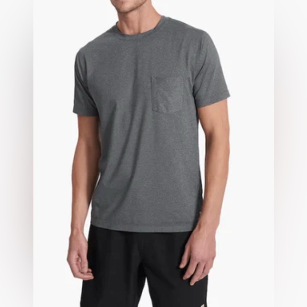 #333 Vuori Tradewind Performance Tee Gray Approx Sz M 20” Ptp